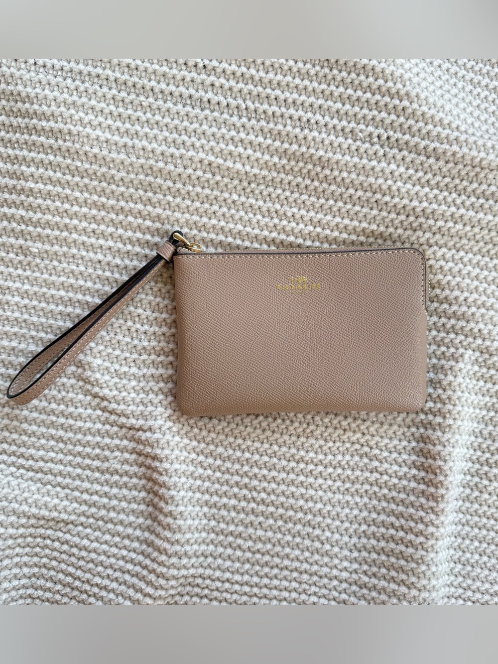 Coach Taupe Leather Corner Zip Wristlet Wallet Small Pouch Gold Logo New